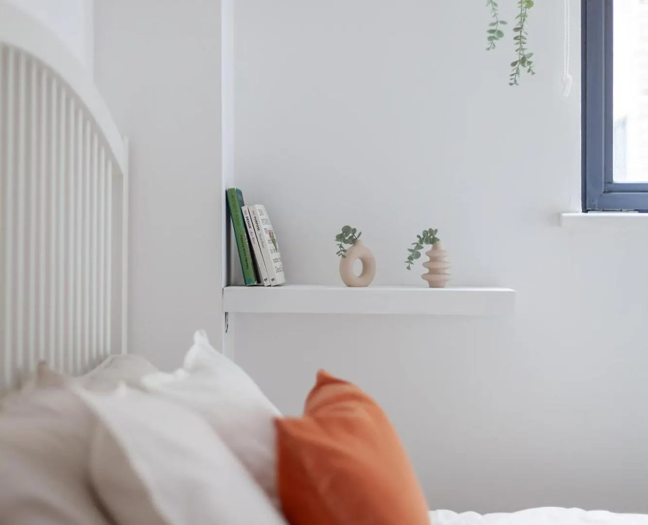 Modern 3 Bed & 3 Bathrooms Flat, Hackney Downs London