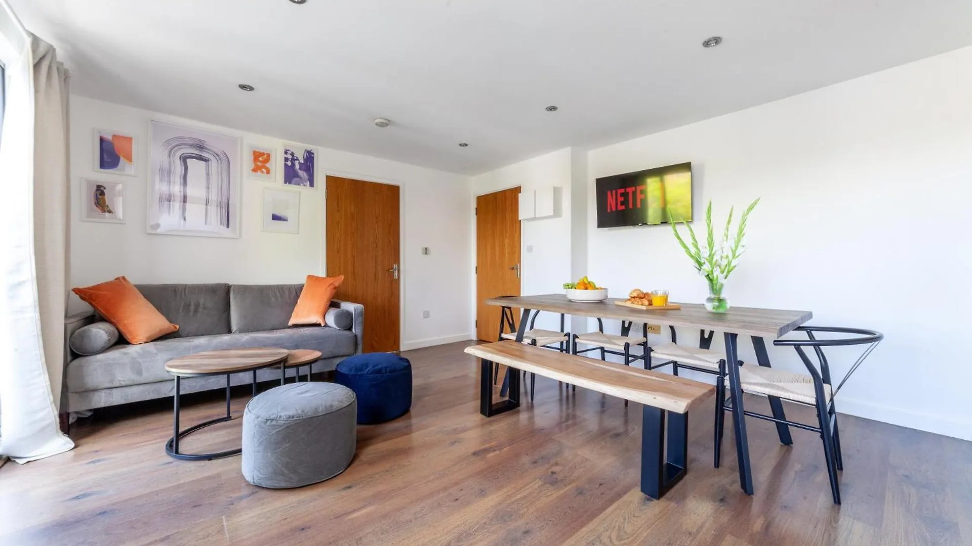 Modern 3 Bed & 3 Bathrooms Flat, Hackney Downs London United Kingdom