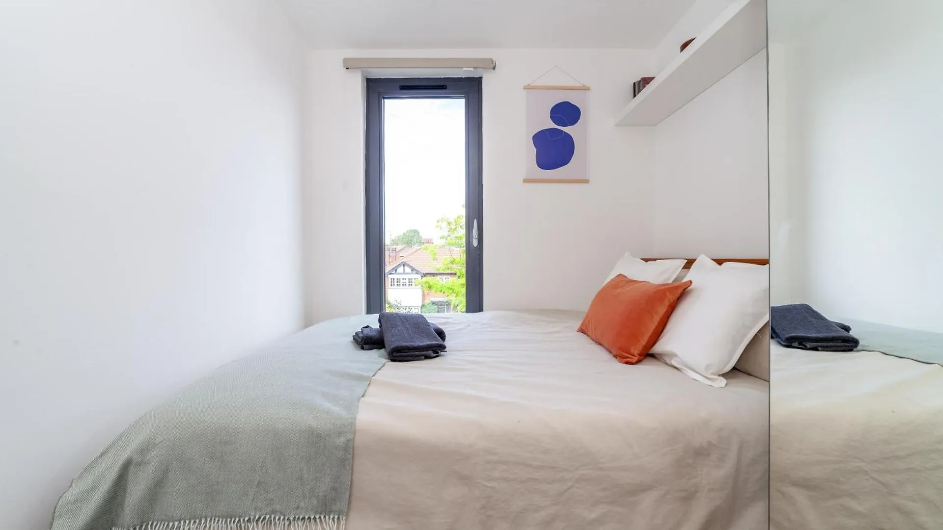 Modern 3 Bed & 3 Bathrooms Flat, Hackney Downs Londres